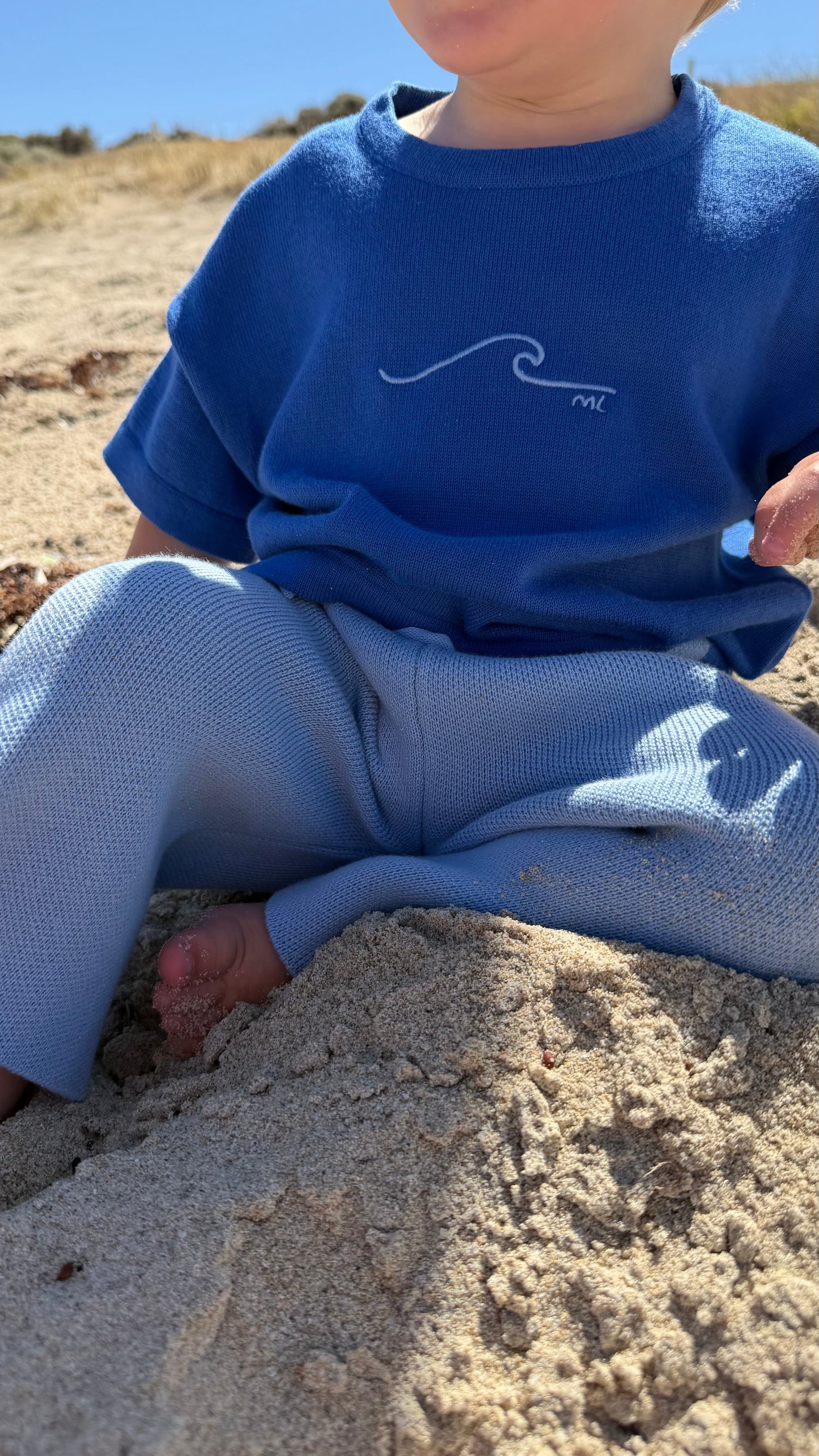 Wave knit shirt